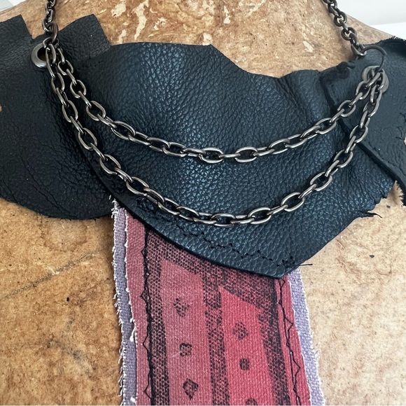 Statement textile necklace hand printed, leather OOAK festival wear - Picture 4 of 5
